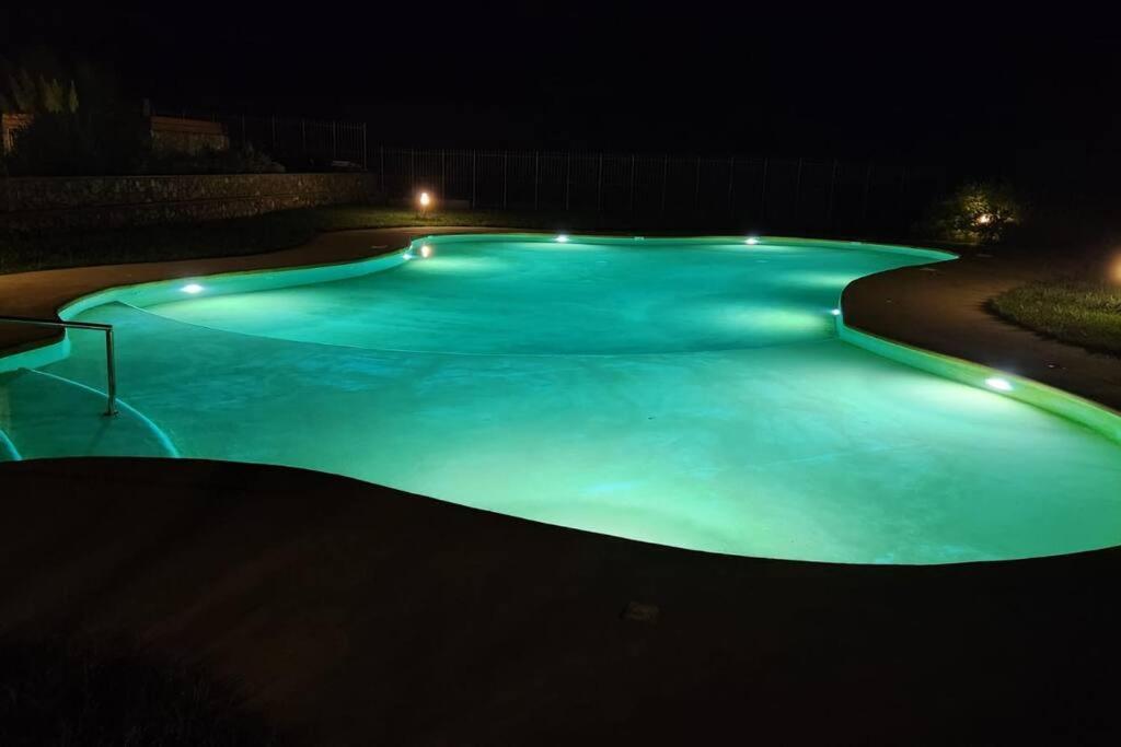 Appartamento Romantico Con Piscina Cervo Buitenkant foto